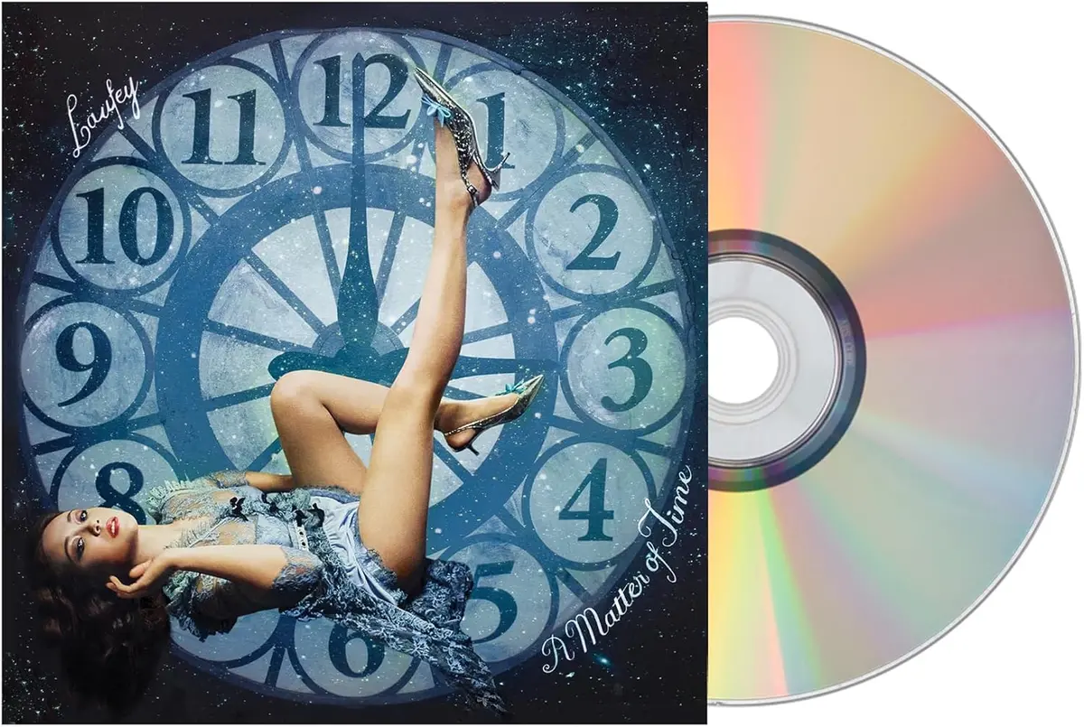 Laufey/A Matter Of Time [Cd] 1