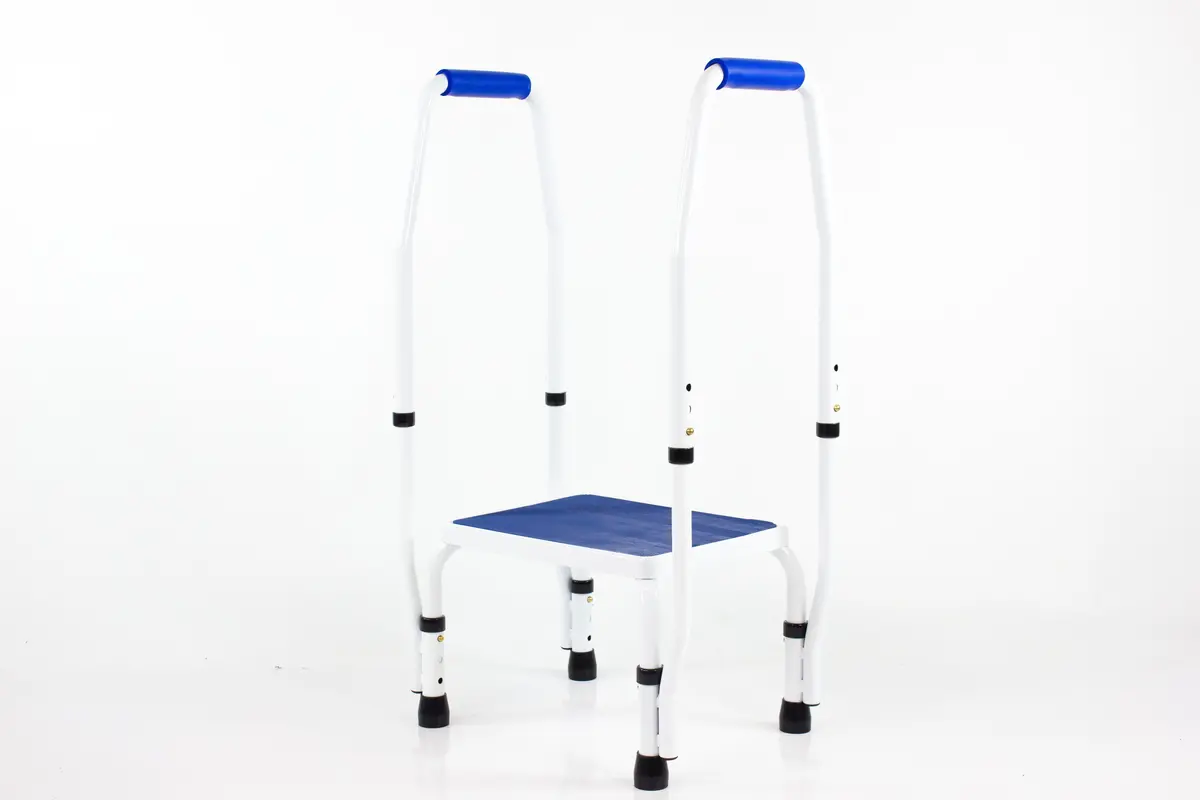 Reconditioned - Adjustastep(Tm) Doublesafe Deluxe Step Stool With Dual Handrail 1